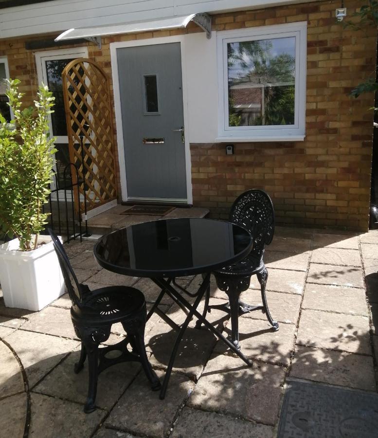 Apartamento Quest Fulfiller - Near General Hospital, Free Parking & Garden Southampton Exterior foto