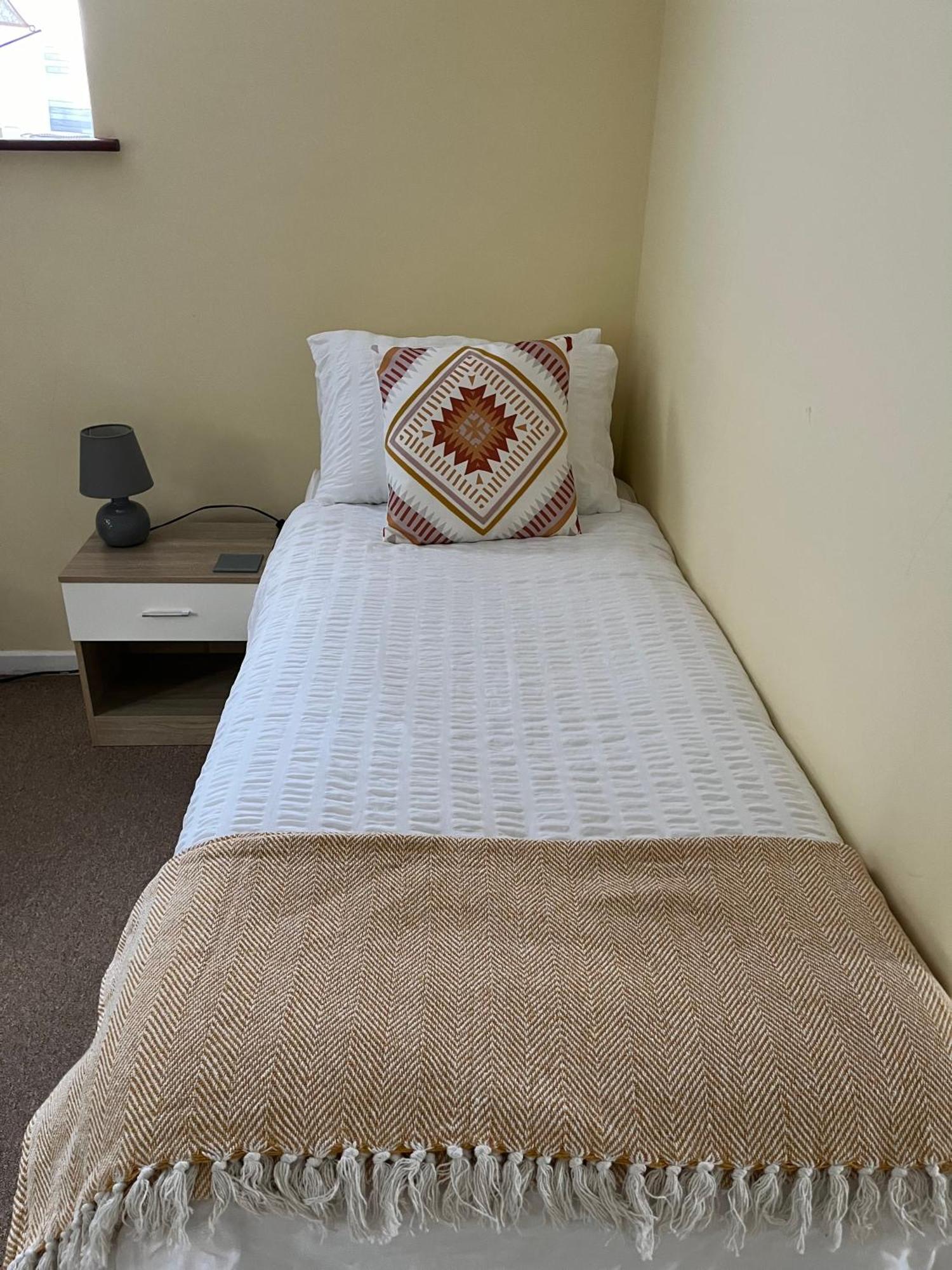 Apartamento Quest Fulfiller - Near General Hospital, Free Parking & Garden Southampton Exterior foto